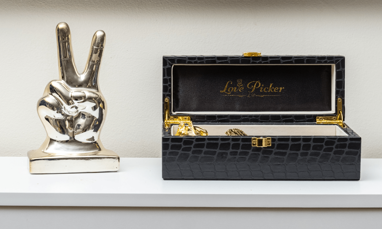 LovePicker Small Leather Box 24K Gold Dipped Natural Rose 7" Luxury Real Leather Display and Gift Box Gold Dipped Rose anniversary-birthday-wedding-gift Valentines-Day milestone-gifts luxury-custom-elegant