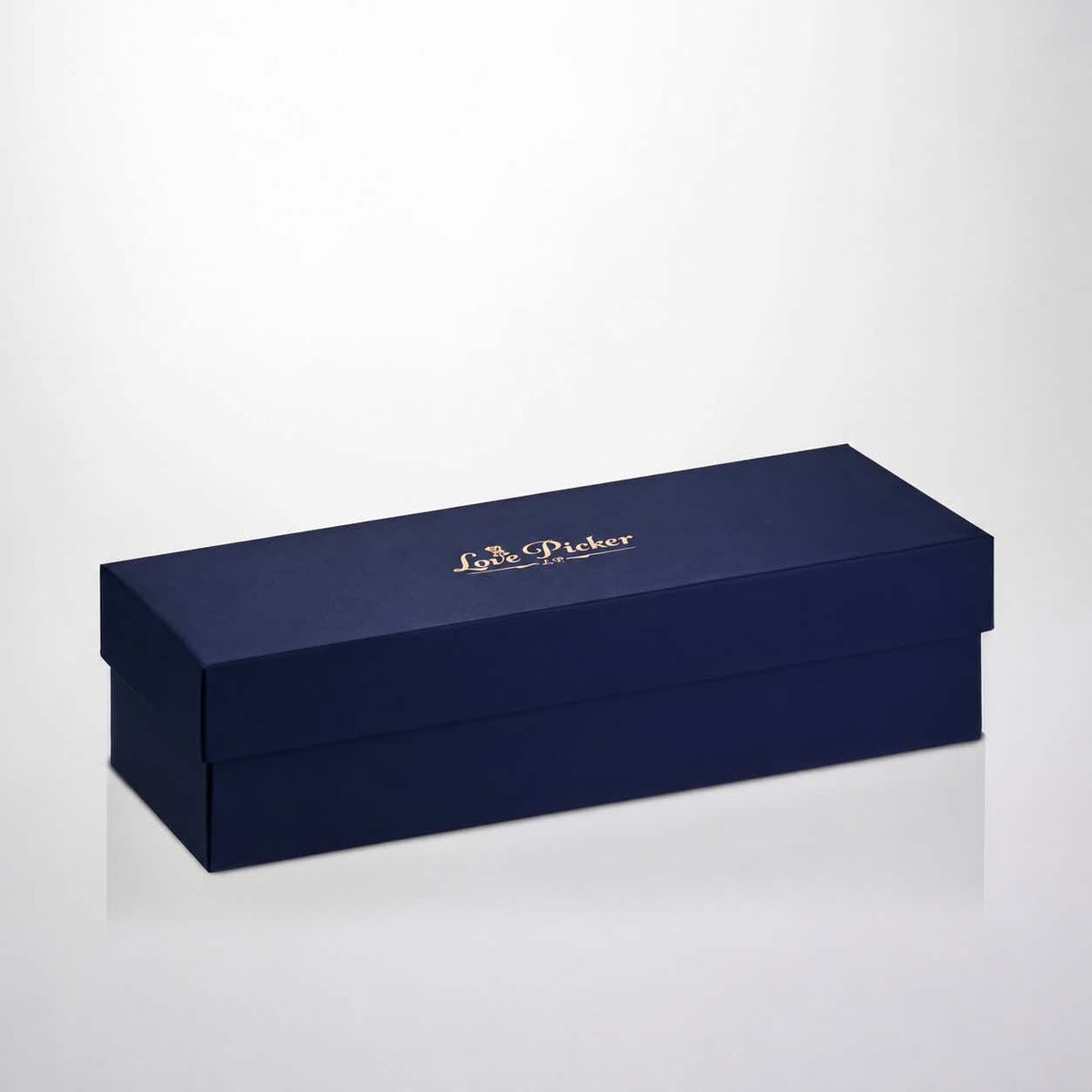 Royal navy blue rigid gift box, closed – LovePicker