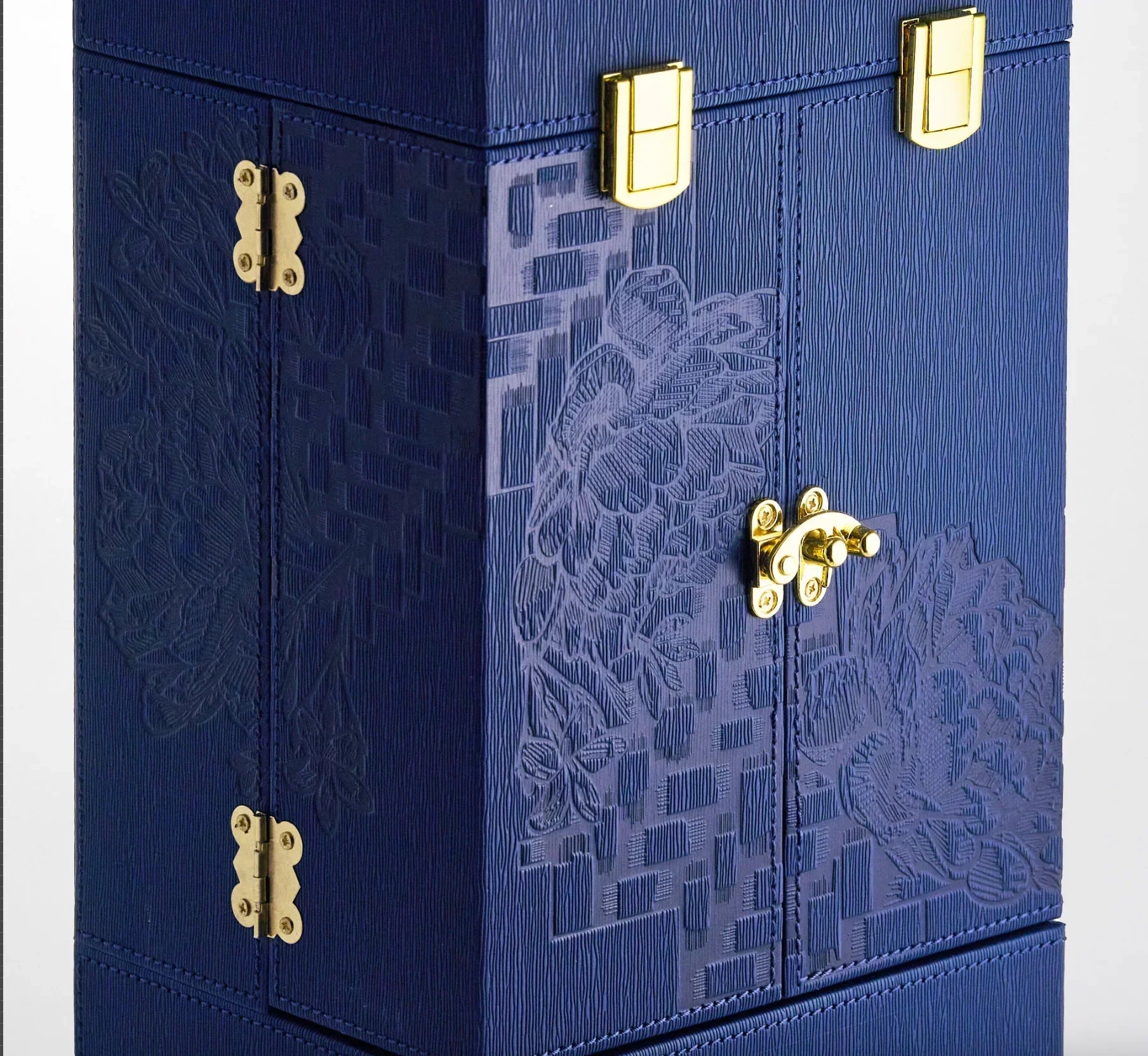 DaVinci's Blue Trio - Three Roses. One Forever Moment.