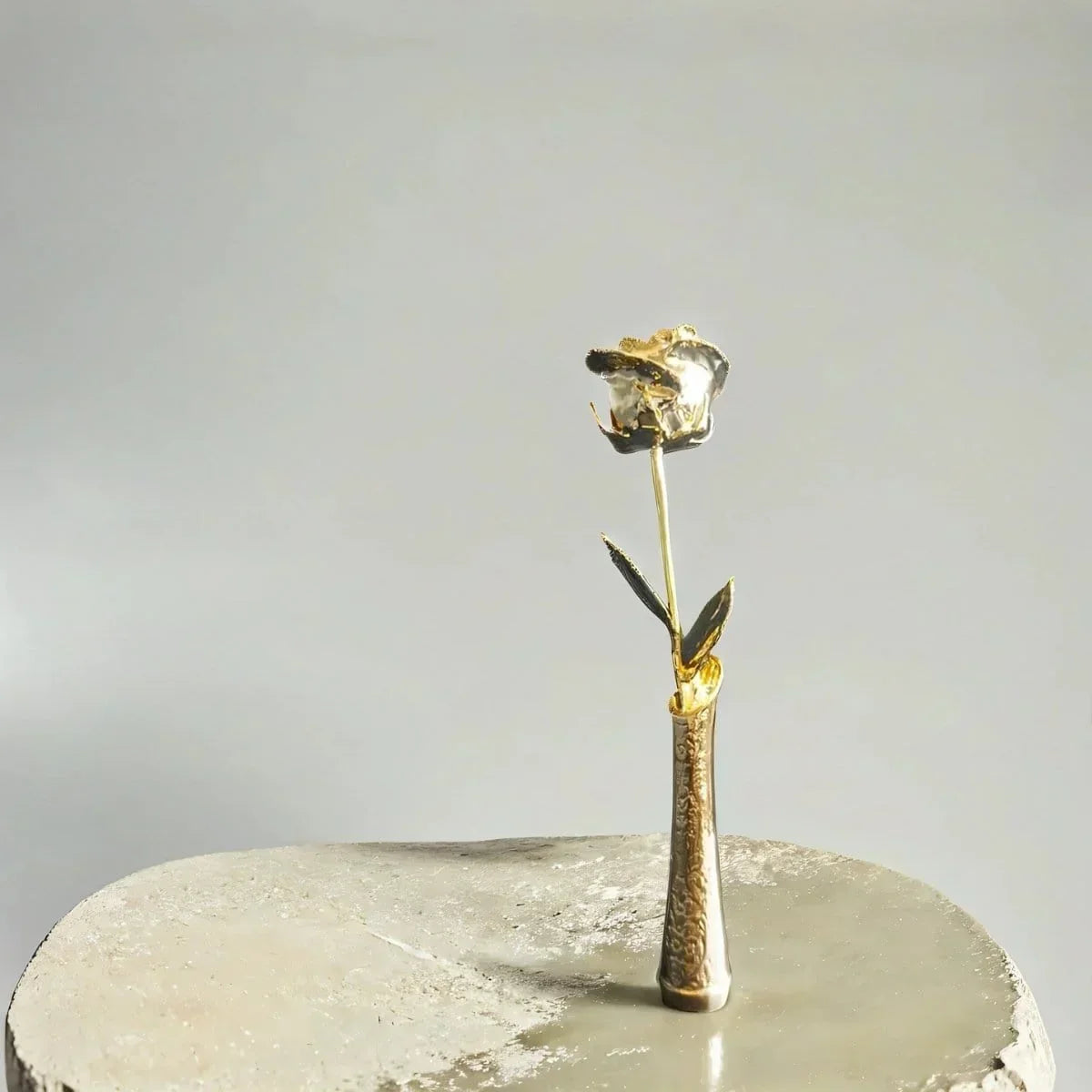 LovePicker Vase Gold Dipped Lovepicker 11.5 Inch Gold Dipped Vase for Preserved Rose Gold Gold Dipped Rose anniversary-birthday-wedding-gift Valentines-Day milestone-gifts luxury-custom-elegant