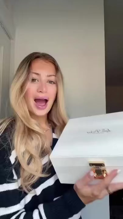 Acrylic White Vegan Leather Box - Jeniffer unboxing video review for lovepicker 