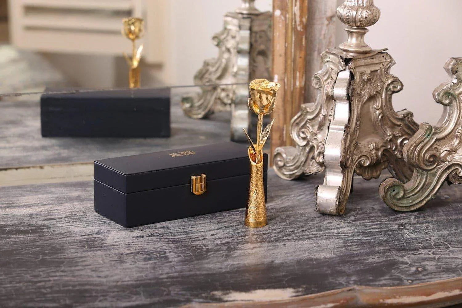 Lovepicker Vase Gold Dipped Lovepicker 24k Gold Rose 7 Inch Vase Holder Gold Dipped Vase Gold Dipped Rose anniversary-birthday-wedding-gift Valentines-Day milestone-gifts luxury-custom-elegant